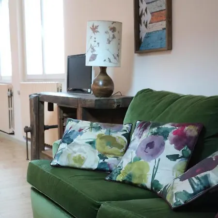 La Maison Du De Freydon Ambiance Scandinave * 阿勒瓦尔